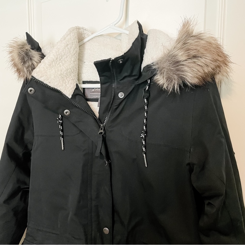 EDDIE BAUER black winter coat with Sherpa lining - Picture 2 of 11